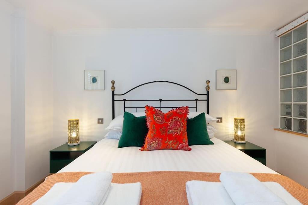 Apartment In The Heart Of The City Centre, Live Like A Local Oxford Dış mekan fotoğraf
