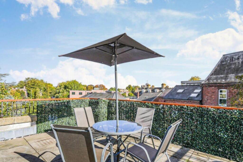 Apartment In The Heart Of The City Centre, Live Like A Local Oxford Dış mekan fotoğraf